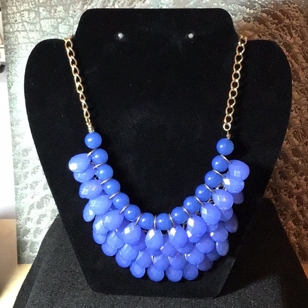 Blue bib necklace